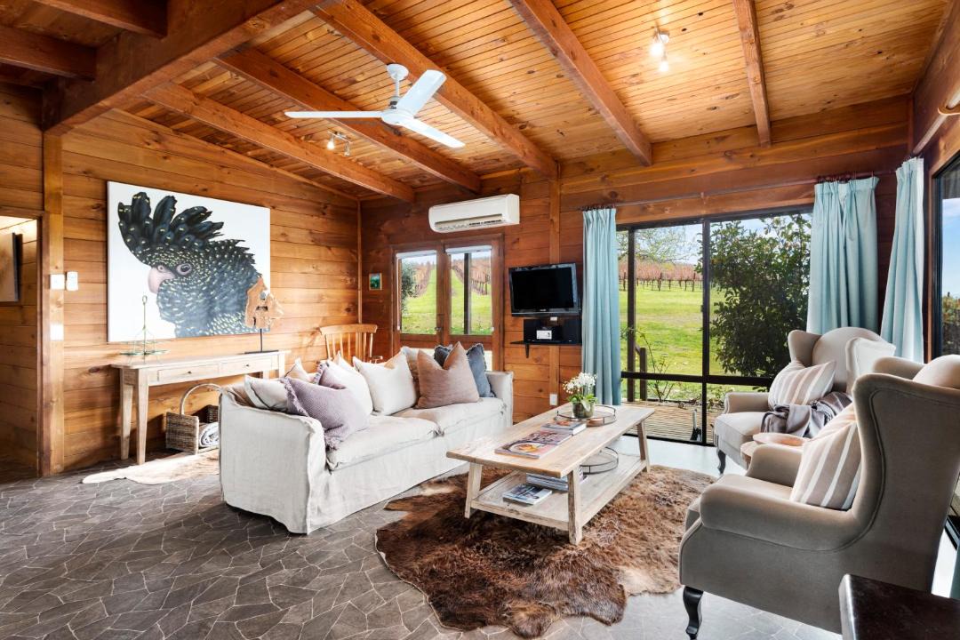 Photo of Livingroom in Myrrhee