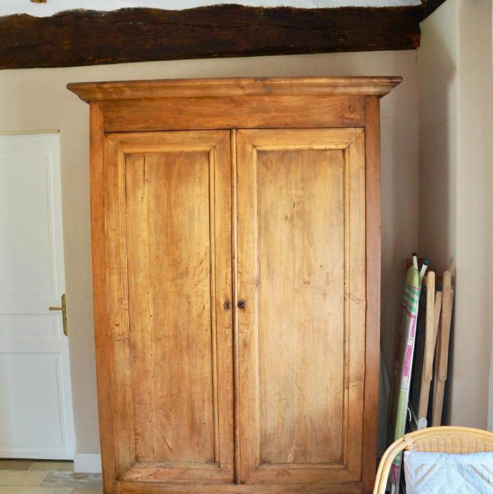 Photo of Others in Genille