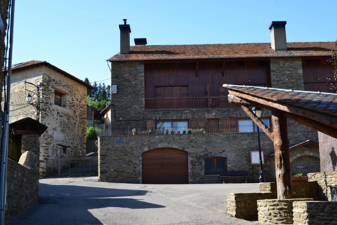 Photo of Buildings in El Vilar d'Urtx