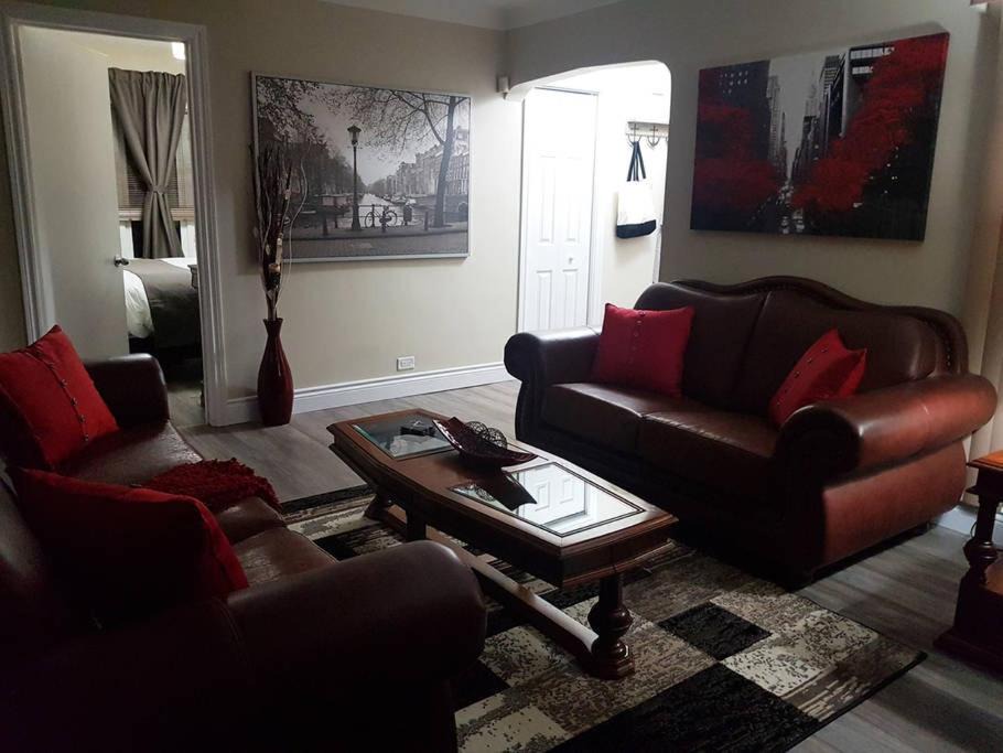 Photo of Livingroom in Downtown Gatineau