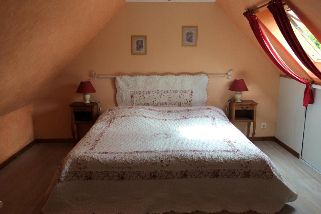 Photo of Bedroom in Saint-Laurent-sur-Mer