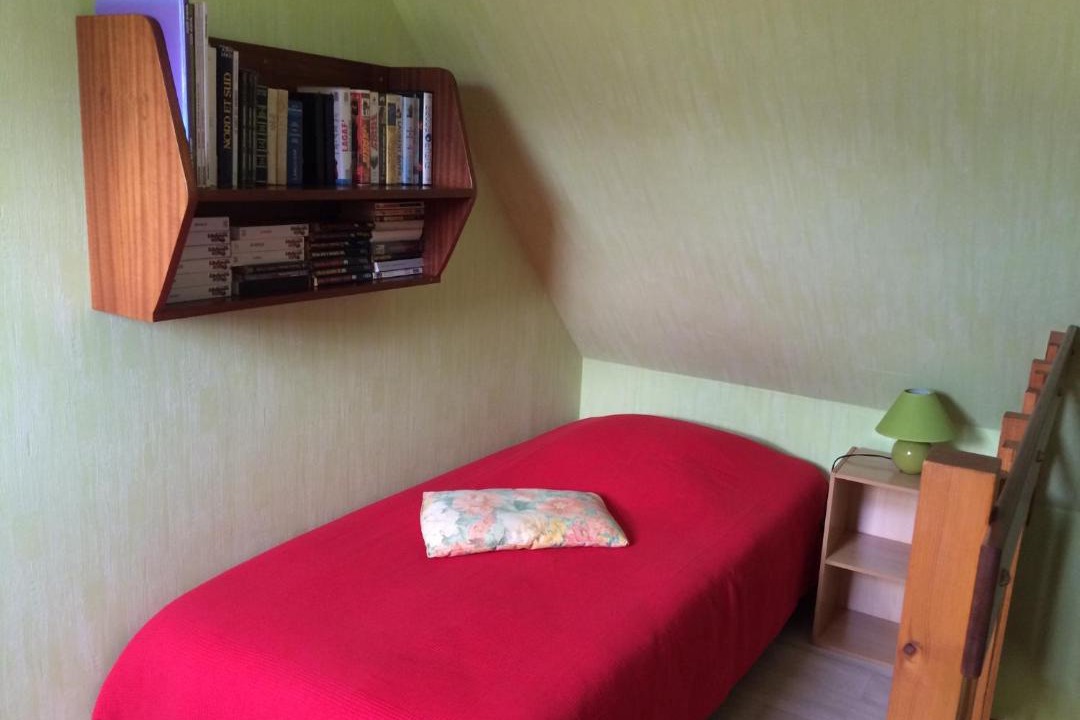 Photo of Bedroom in Saint-Laurent-sur-Mer