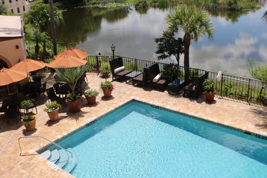 Photo of Patio Balcony in Sebring