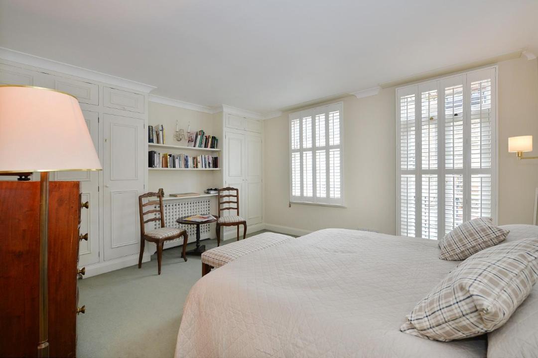 Photo of Others in Knightsbridge