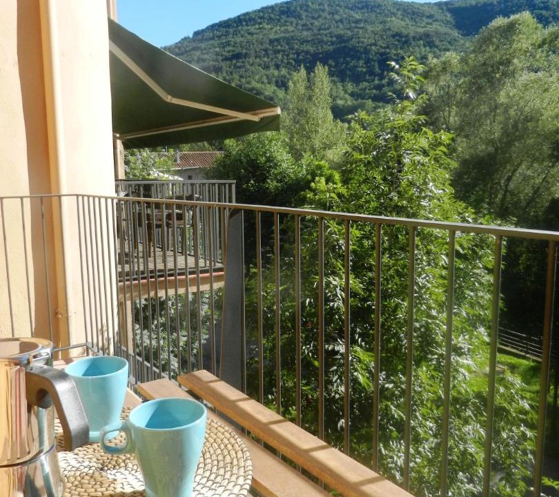 Photo of Patio Balcony in Buira