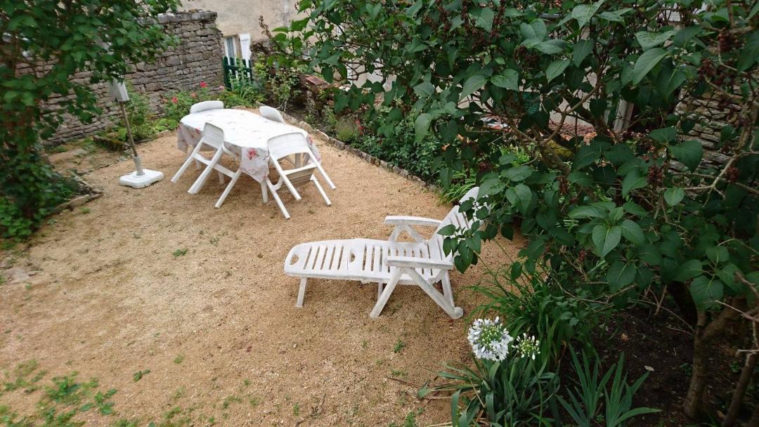 Photo of Patio Balcony in Recey-sur-Ource