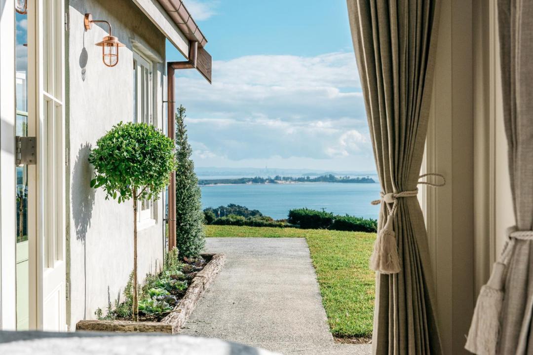 Photo of Patio Balcony in Oneroa