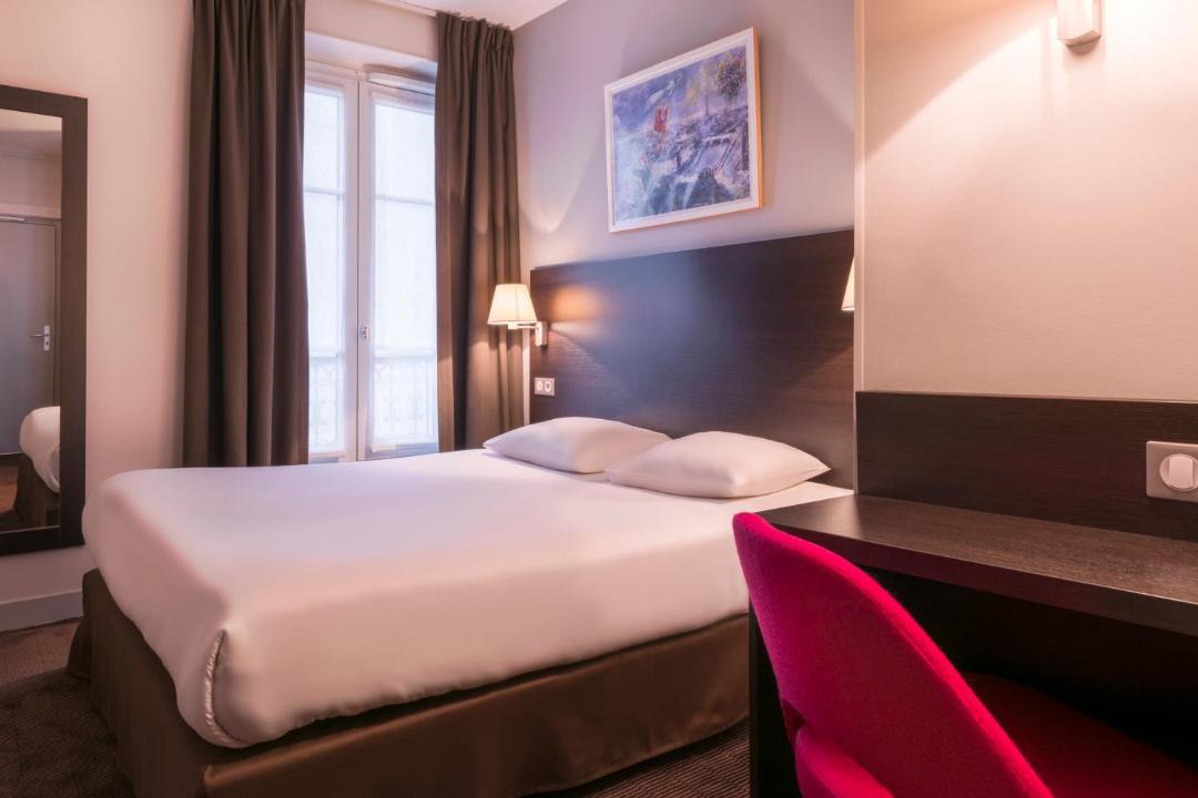 Photo of Bedroom in Quartier de la Salpetriere