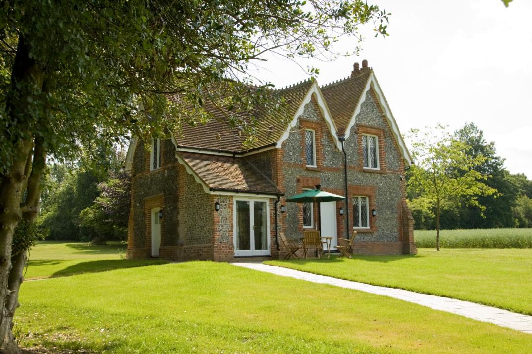 Photo of Others in Oakley