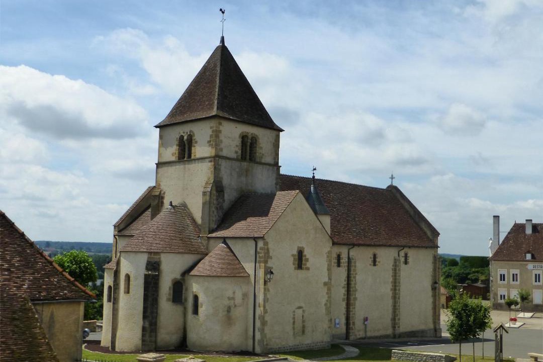 Photo of Buildings in Cercy-la-Tour
