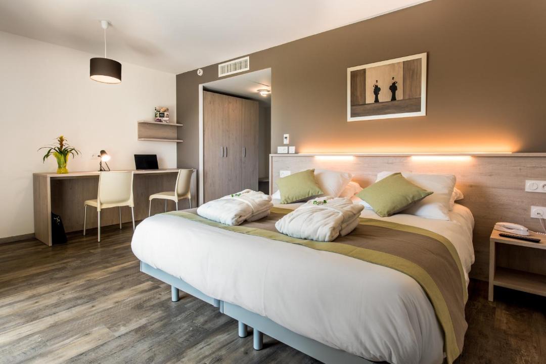 Photo of Bedroom in Gex