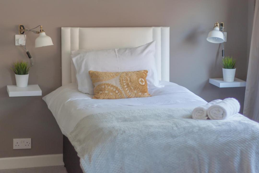 Photo of Others in Barry