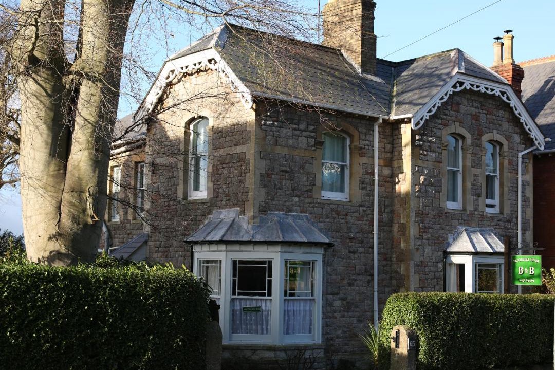 Photo of Buildings in Glastonbury
