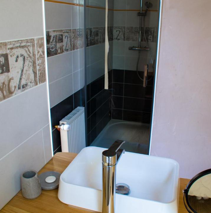 Photo of Others in Cheminas