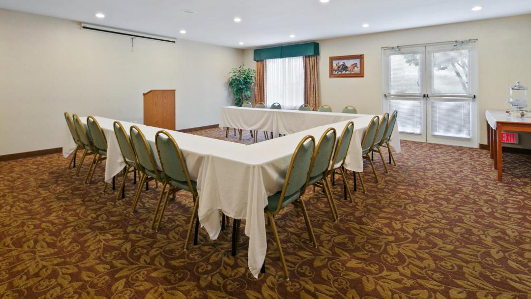 Photo of Others in Benge