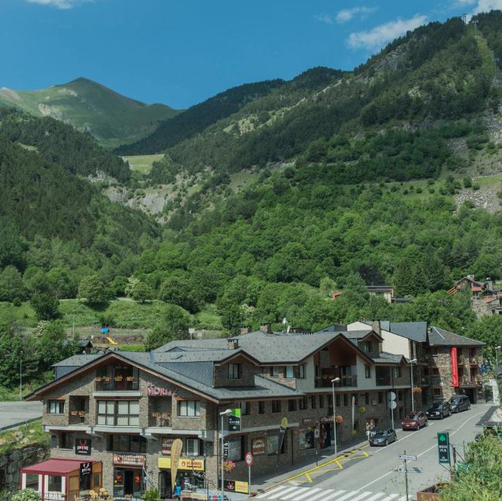 Photo of Others in Arinsal