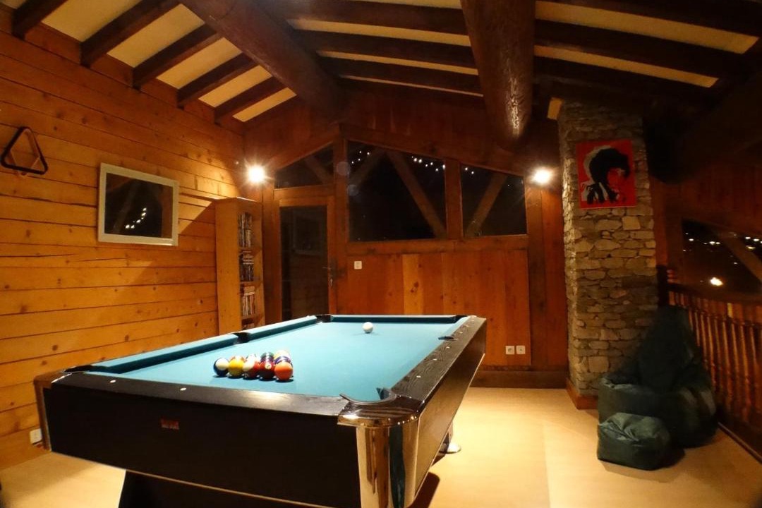 Photo of Others in Seez