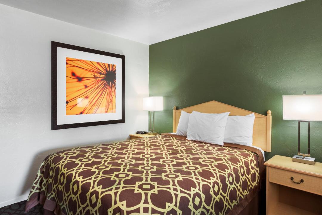 Photo of Bedroom in Downtown Eugene