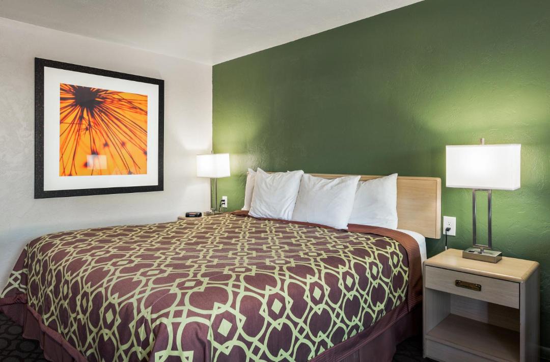 Photo of Bedroom in Downtown Eugene