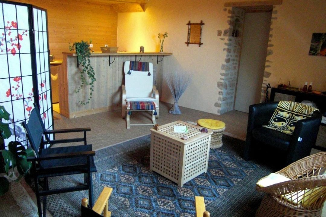 Photo of Others in Chammes