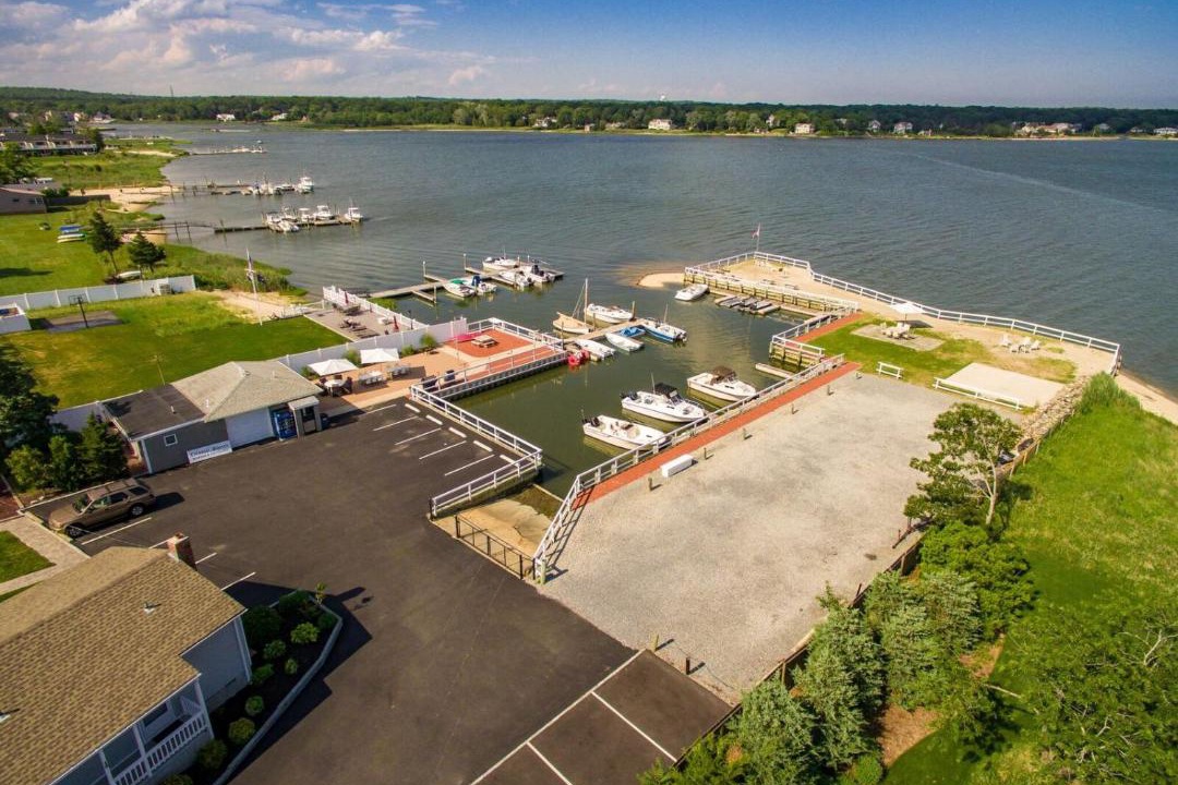 Photo of Others in Hampton Bays