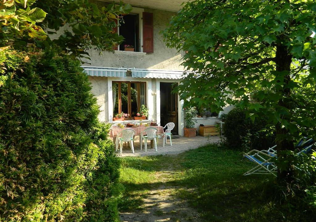 Photo of Buildings in Verthier