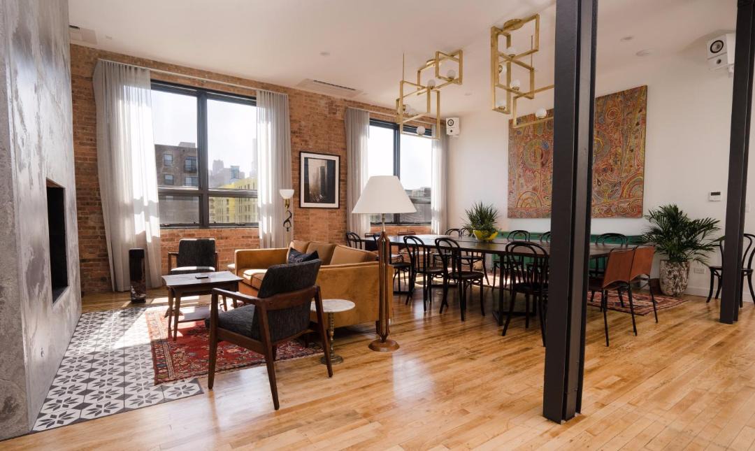 Photo of Livingroom in West Loop