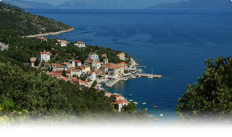 Photo of Others in Valun