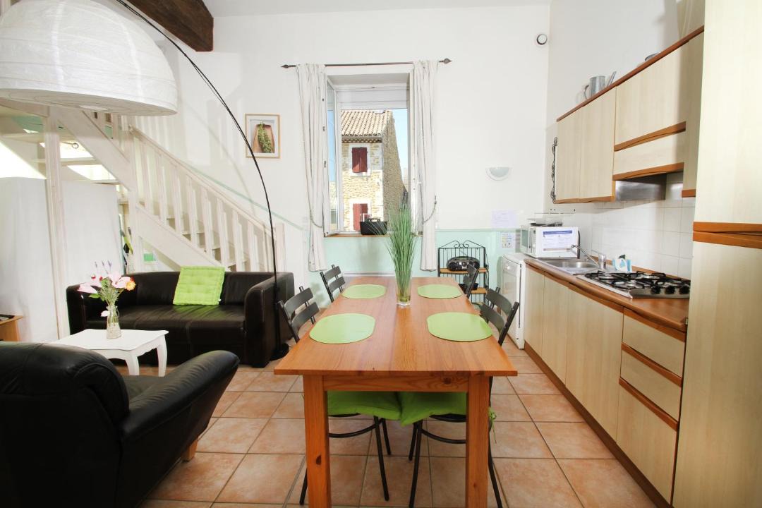 Photo of Livingroom in Suze-la-Rousse