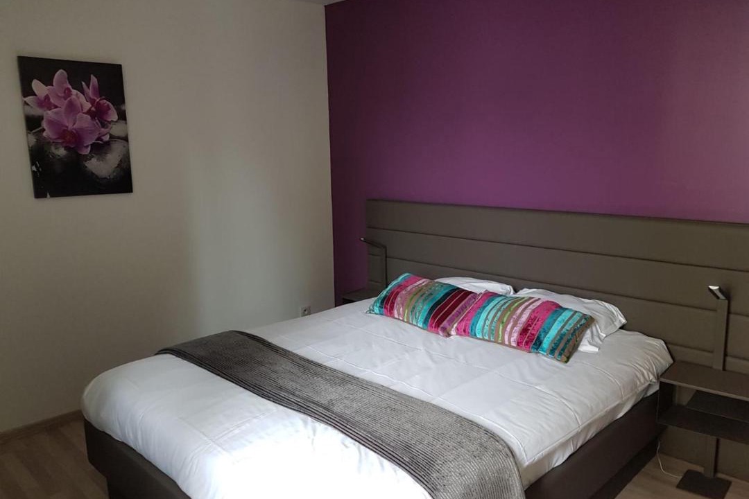 Photo of Others in Olivet