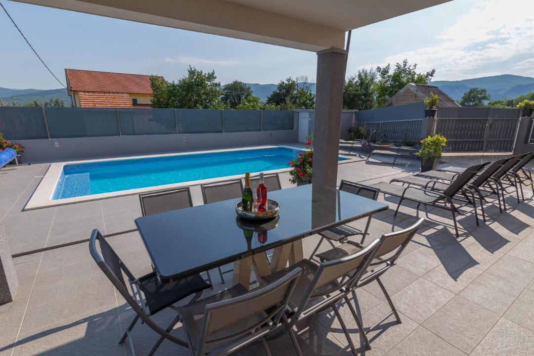Photo of Patio Balcony in Knezovici
