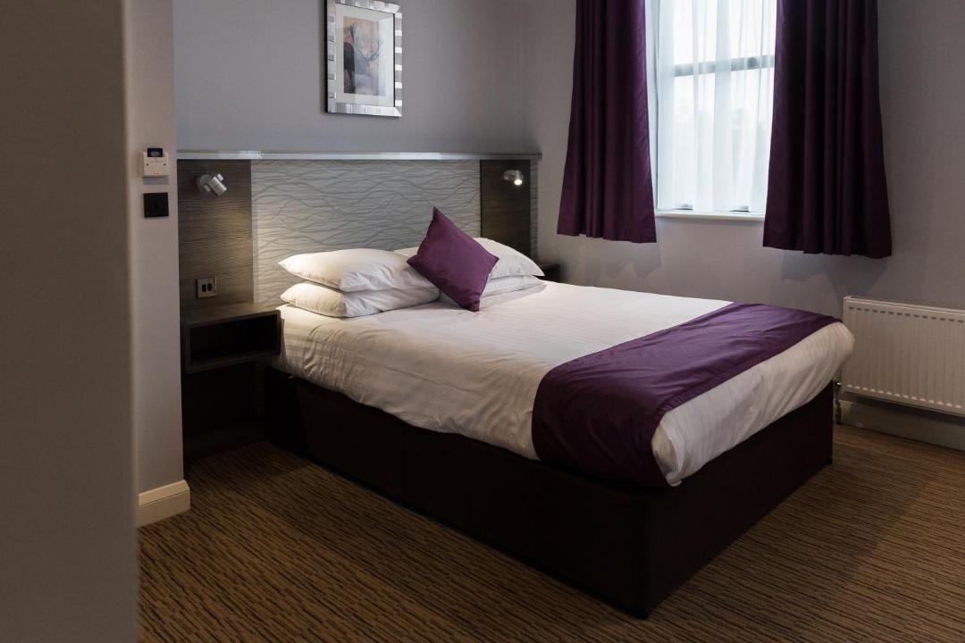 Photo of Others in Seale