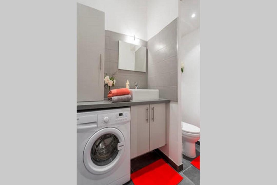 Photo of Kitchen in Hotel de Ville - Quinconces