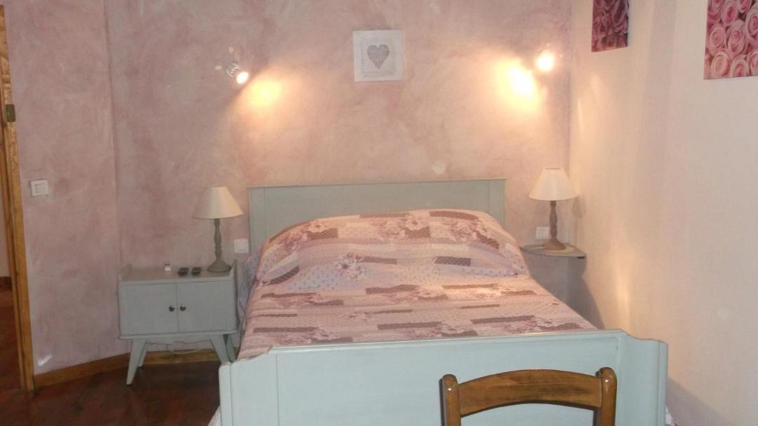 Photo of Others in Cruzy