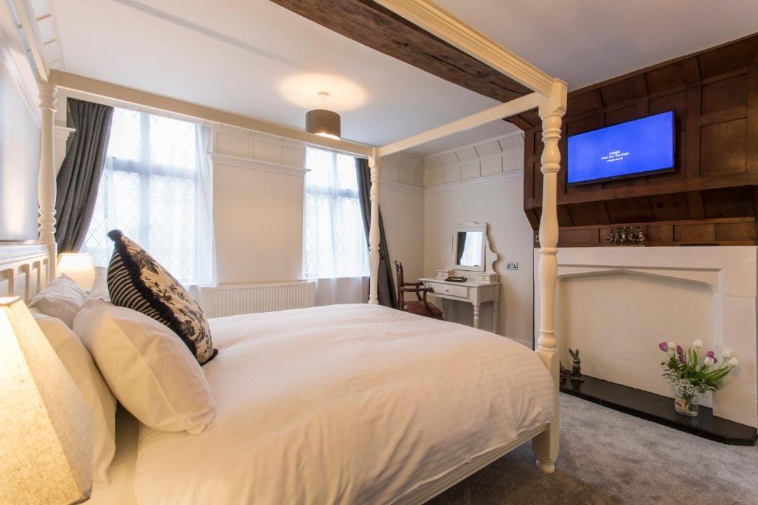 Photo of Others in Uttoxeter