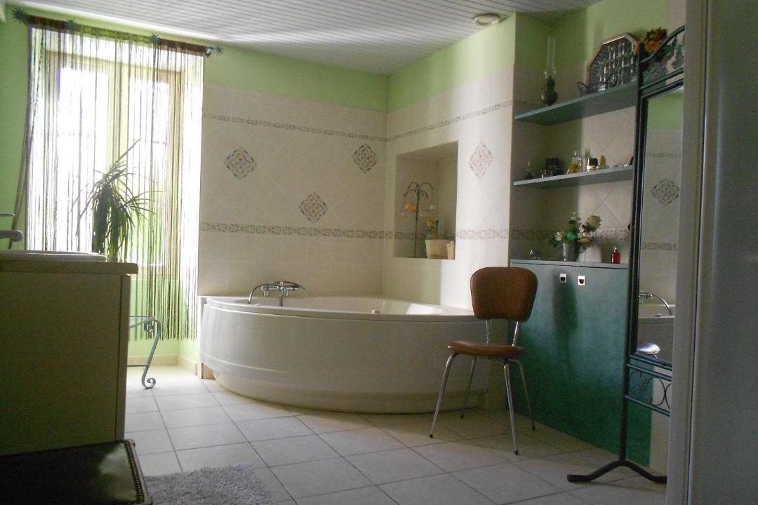 Photo of Others in Taize-Maulais