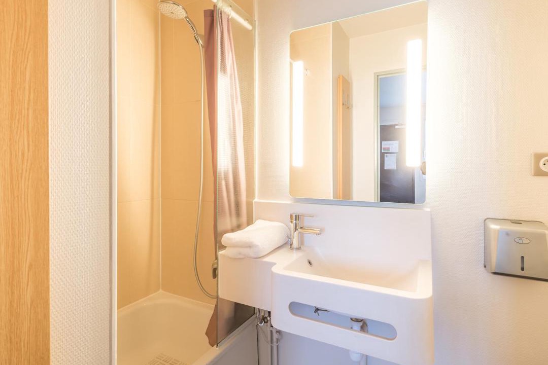 Photo of Bathroom in Geispolsheim