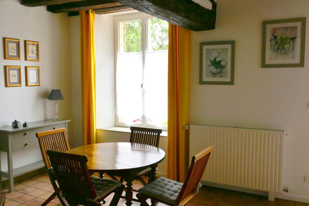 Photo of Others in Adon