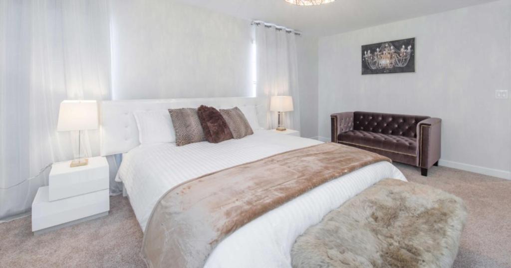 Photo of Bedroom in Ridgewood Lakes