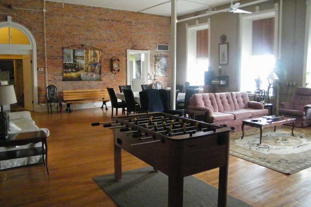 Photo of Livingroom in Gananoque