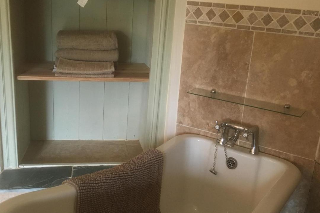 Photo of Bathroom in Augan