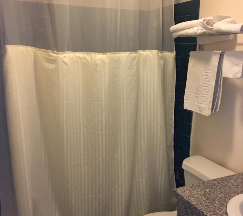 Photo of Bathroom in Woodburn