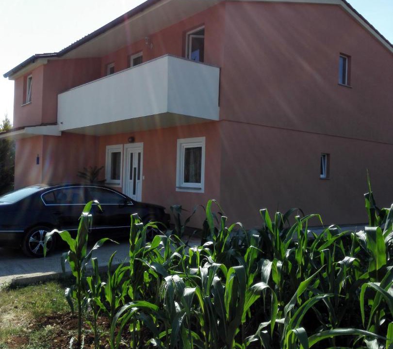 Photo of Buildings in Valbandon