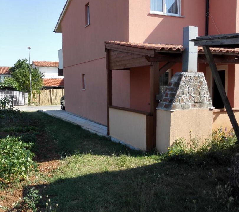 Photo of Buildings in Valbandon