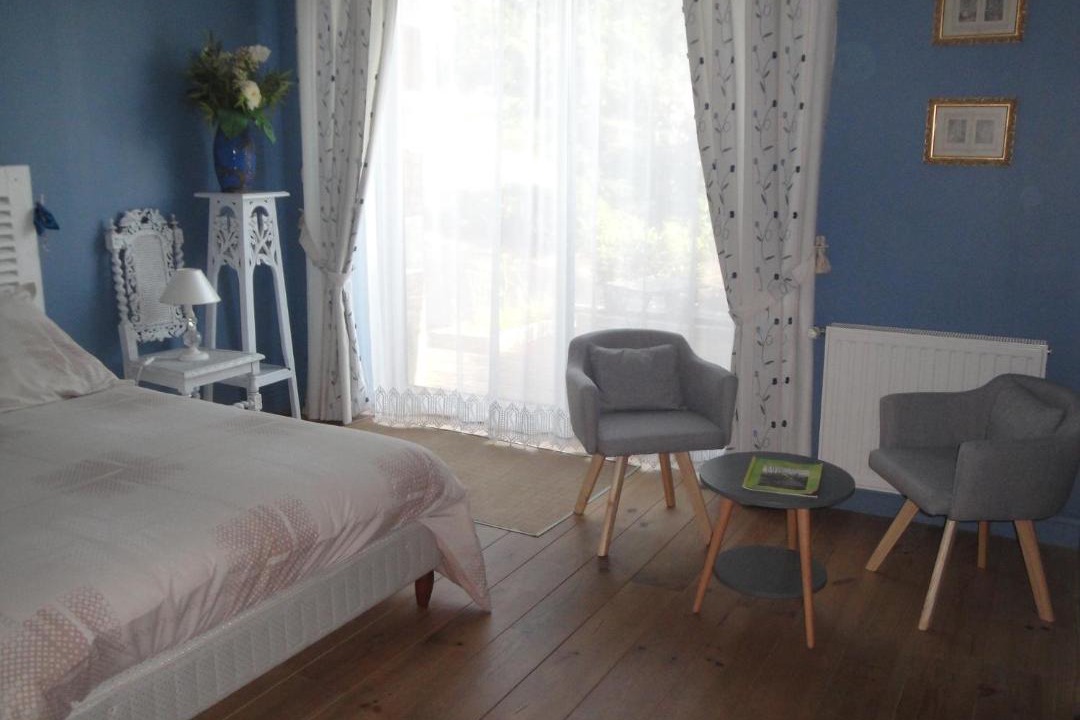 Photo of Others in Ydes