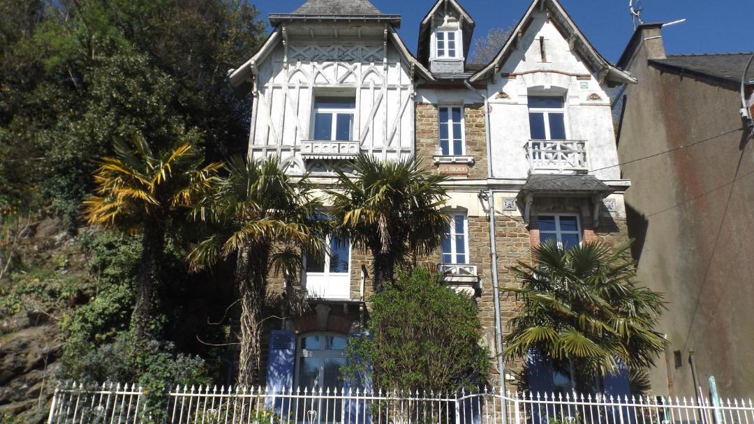 Photo of Buildings in Pontchateau