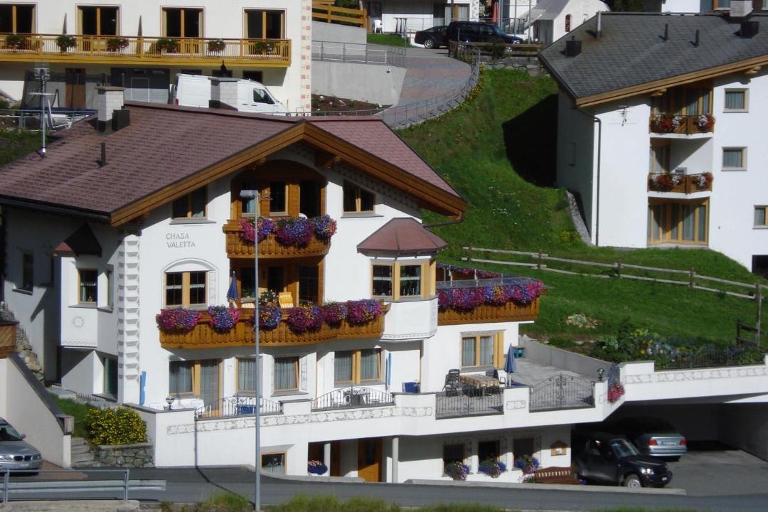 Photo of Others in Ravaisch