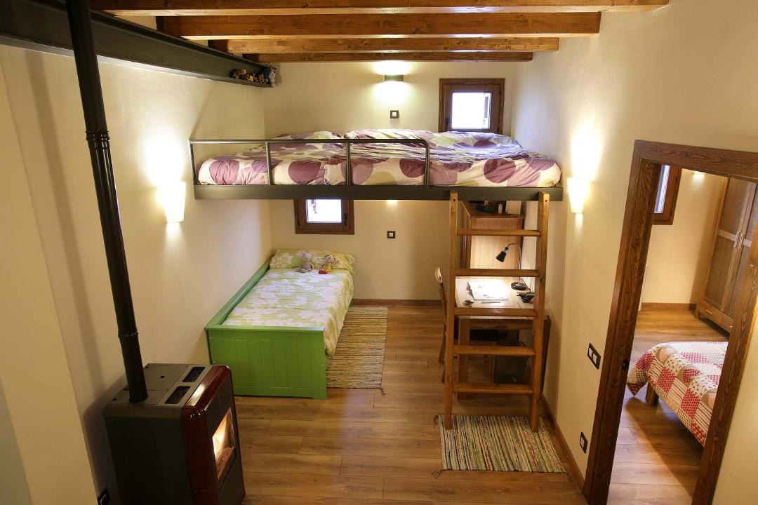 Photo of Others in Cava