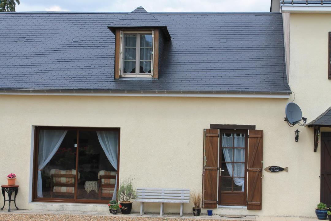 Photo of Buildings in Deneze-sous-le-Lude