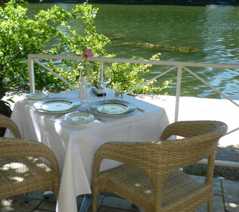 Photo of Others in Olivet